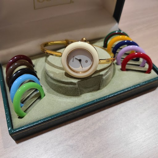 Images KOMEHYO（コメ兵）買取センターThe Kitahama PLAZA