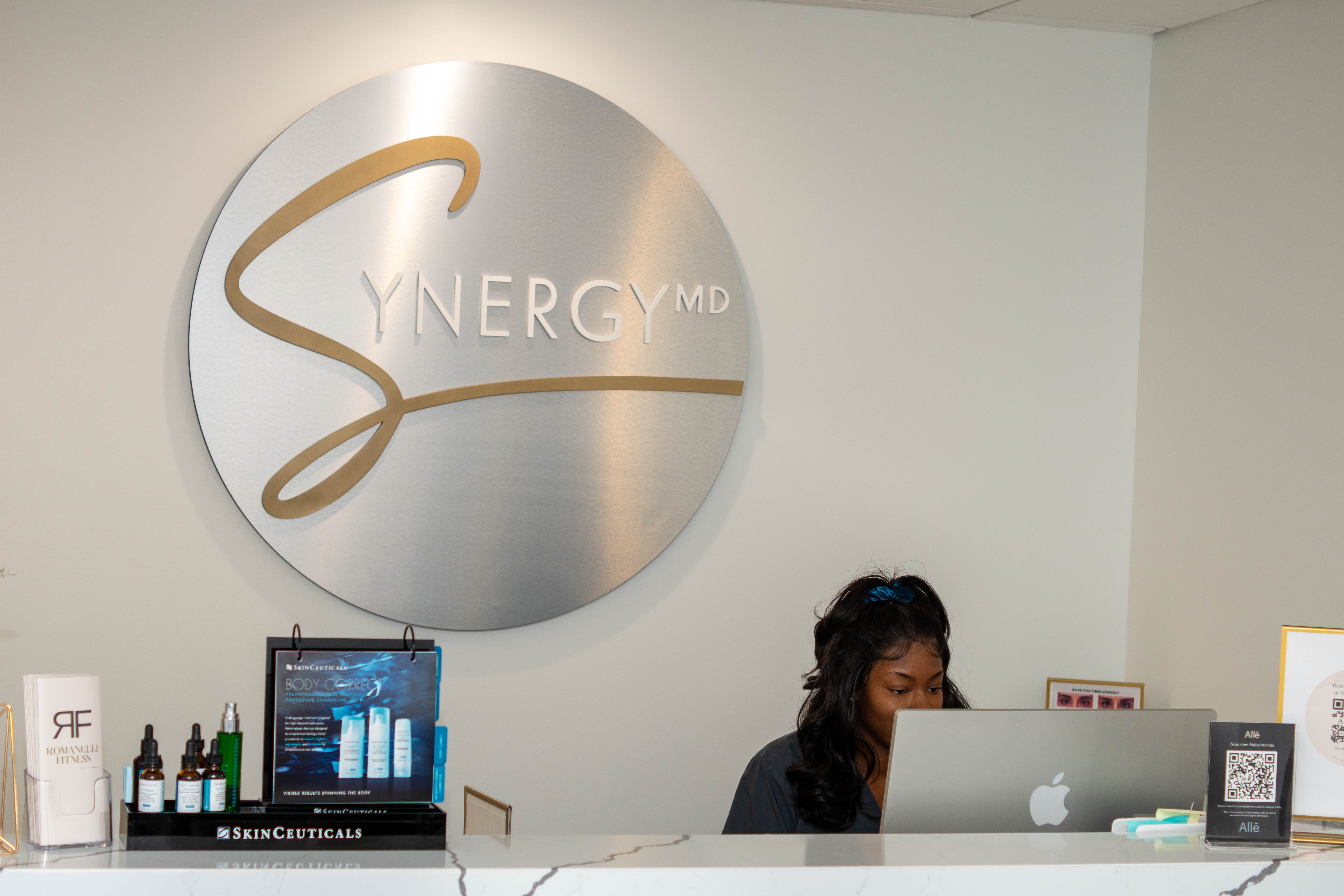 Interior of SynergyMD Plastic Surgery | Tampa, FL