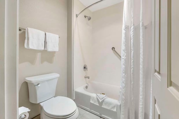 Images Best Western Plus Grand Manor Inn