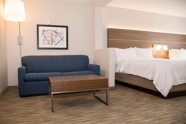 Images Holiday Inn Express & Suites Colorado Springs North by IHG