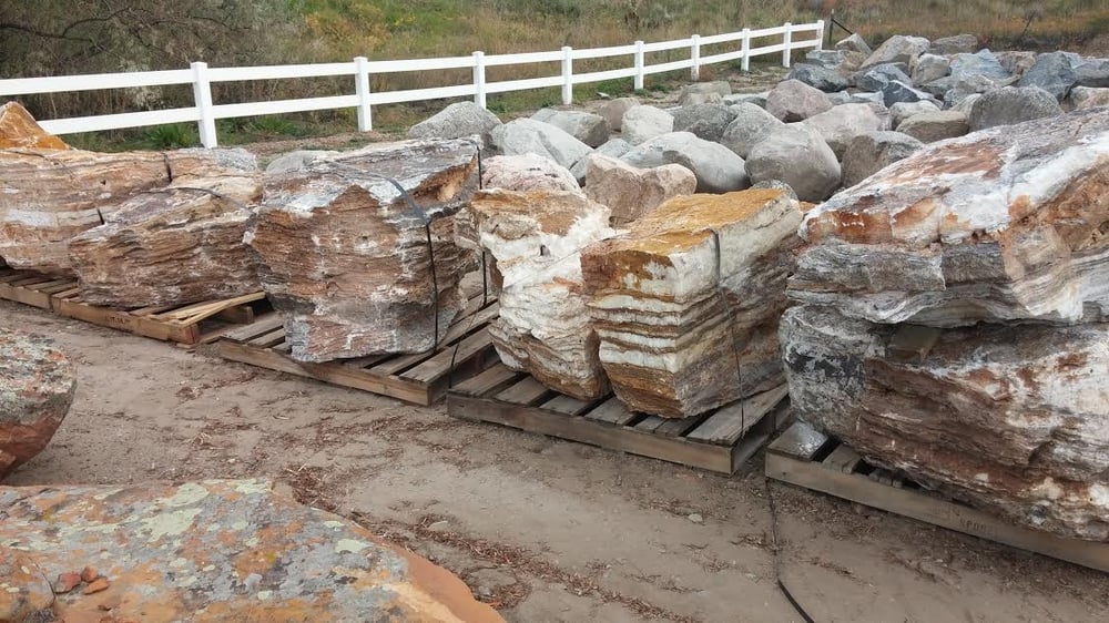 BIGHORN LANDSCAPE BORDERS, LLC