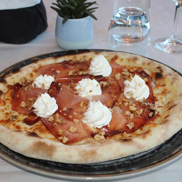 Images Pizzeria Ristorante La Fucina