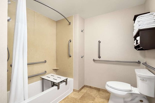 Images Hampton Inn Portland Downtown - Waterfront