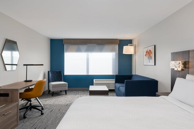Images Holiday Inn Express & Suites Stevensville - Benton Harbor by IHG