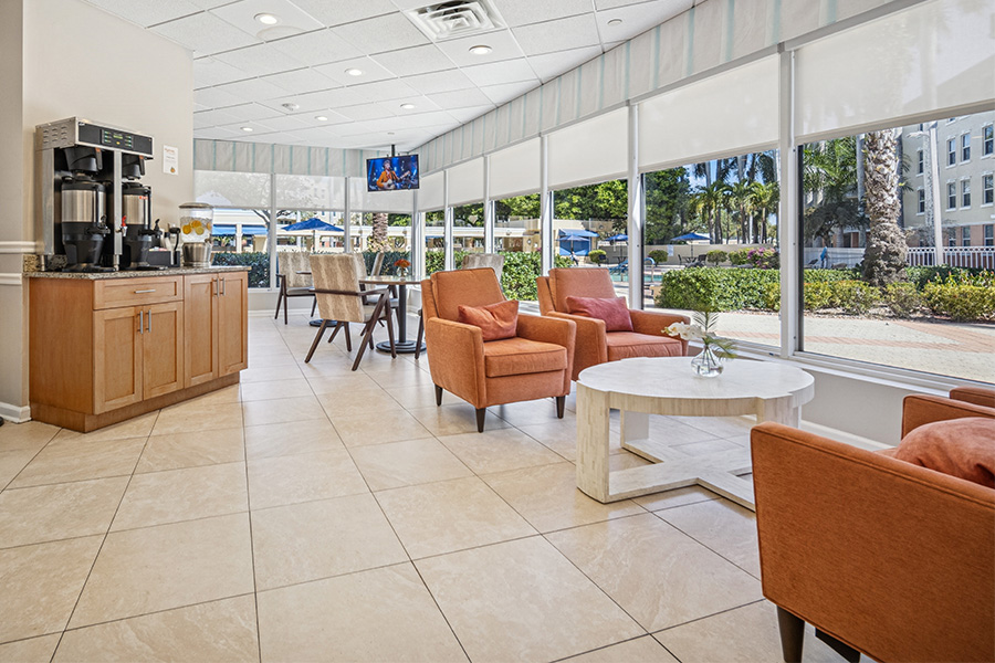 Five Star Premier Residences of Hollywood cafe