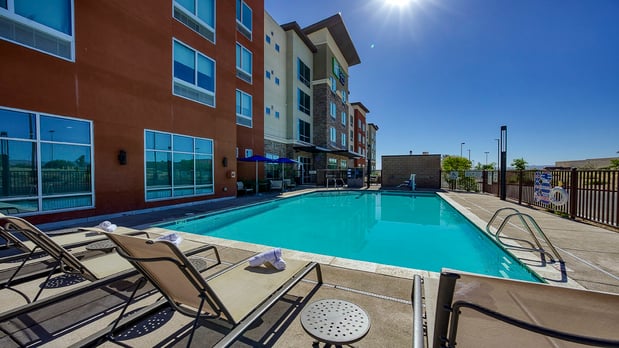 Images Holiday Inn Express & Suites Ridgecrest - China Lake by IHG