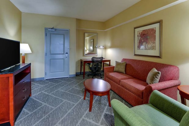 Images Hilton Garden Inn Indianapolis Airport