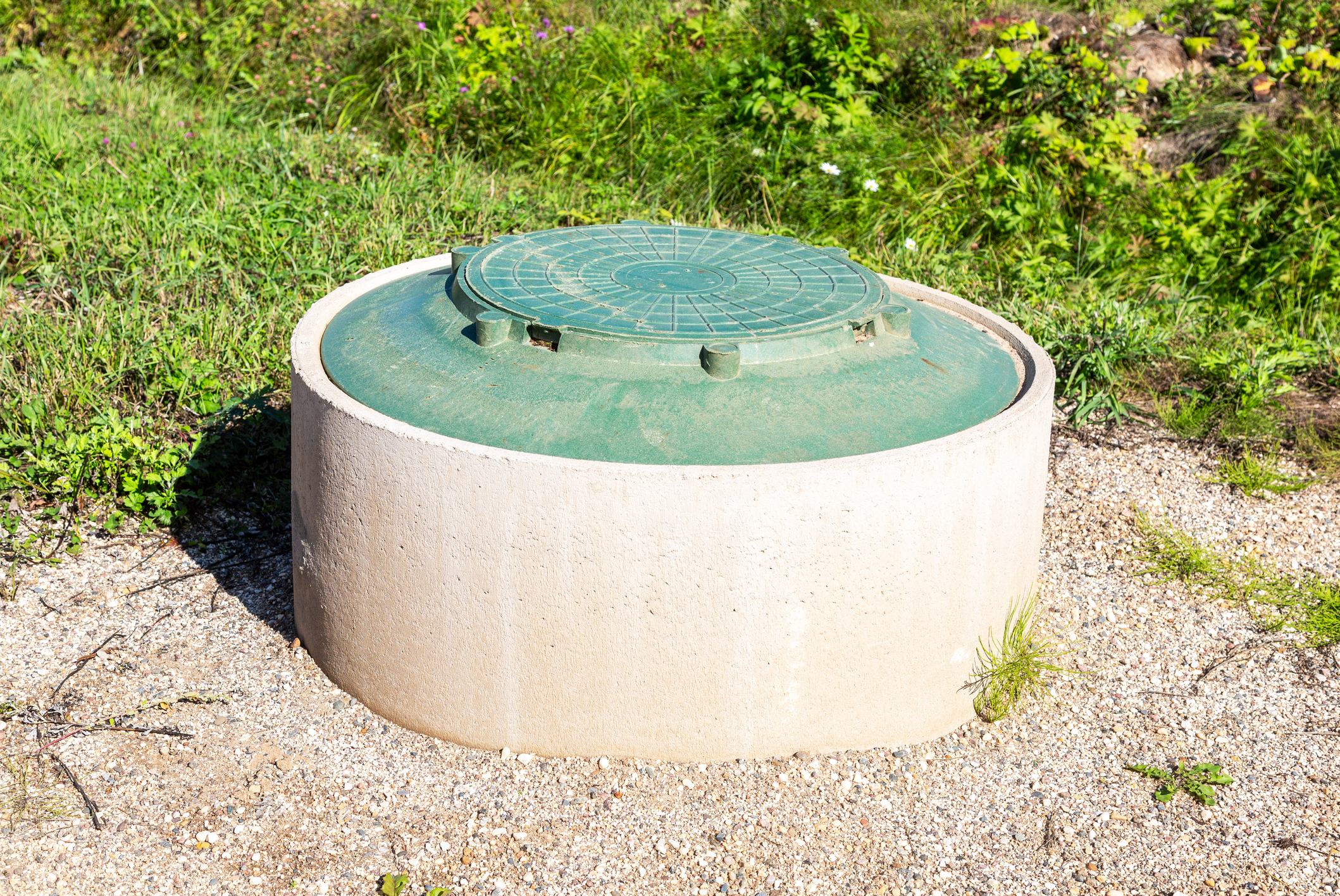 From initial consultation to final installation, we offer comprehensive septic tank installation services. Our team ensures all aspects of the installation process are handled professionally, including permits, excavation, and system testing, so your new septic tank works perfectly from day one.