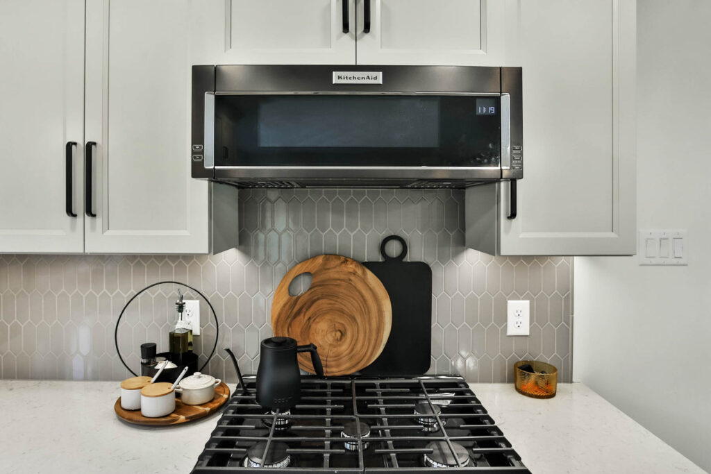 Callier & Thompson Kitchen Bath Appliance Image