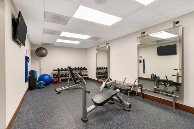 Images Best Western Plus Kansas City Sports Complex Hotel