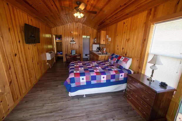Images On The Lake RV and Cabin Resort