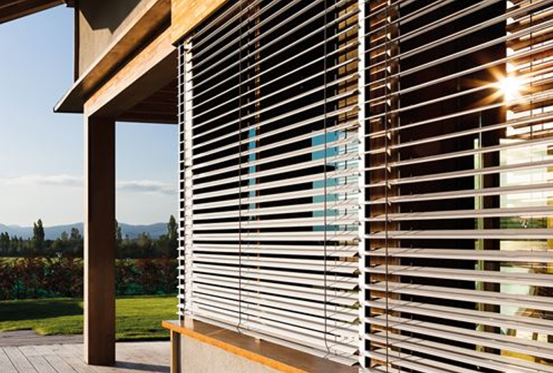 Bilder Swiss Quality Storen GmbH