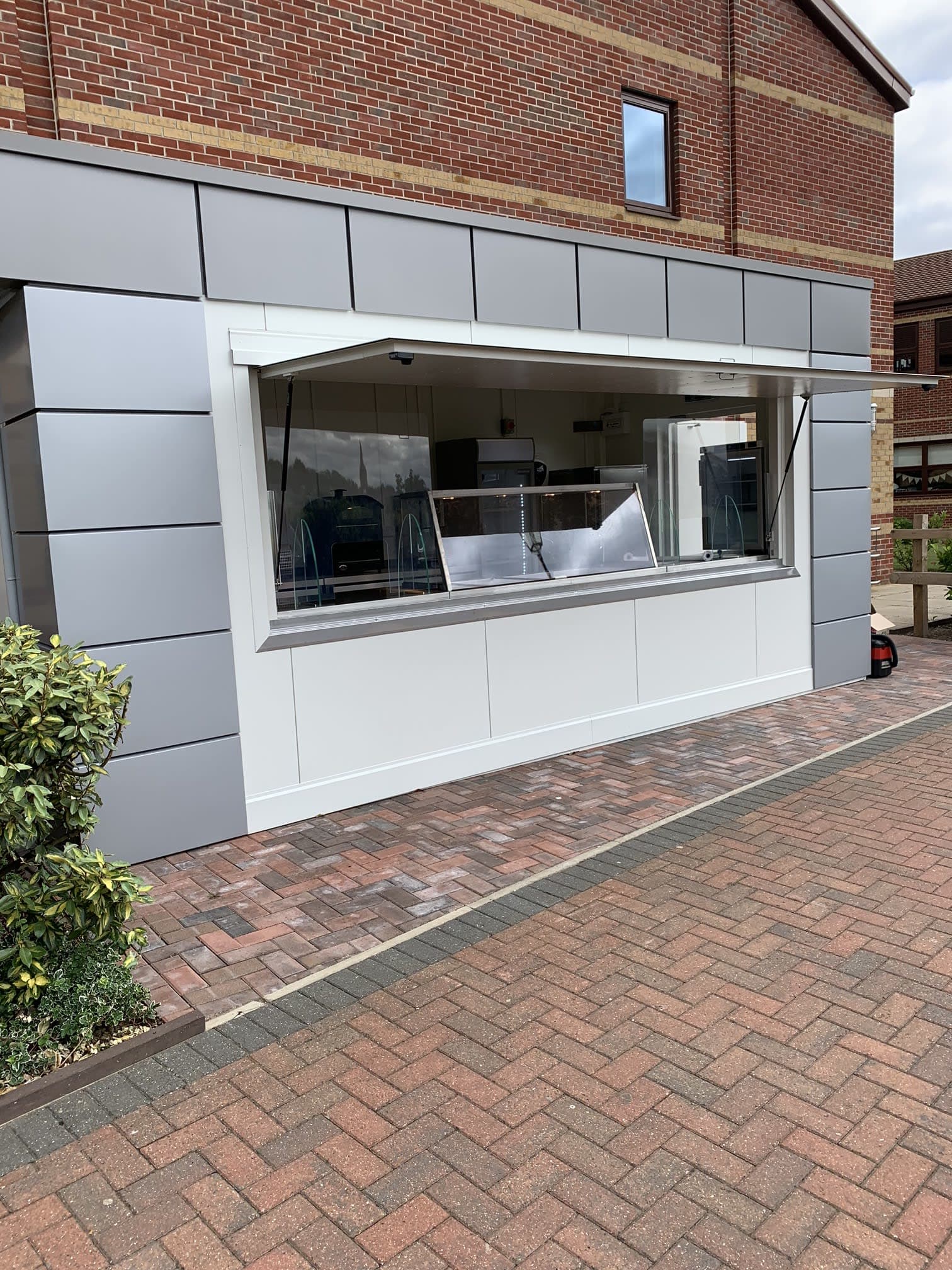 Images Advanced Catering Services Ltd