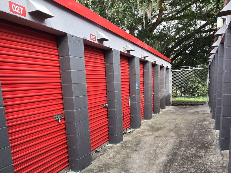 Images Extra Space Storage