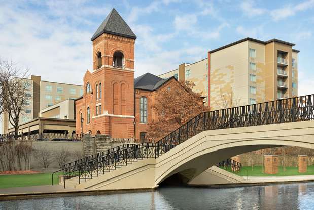 Images Homewood Suites by Hilton Indianapolis Canal IUPUI