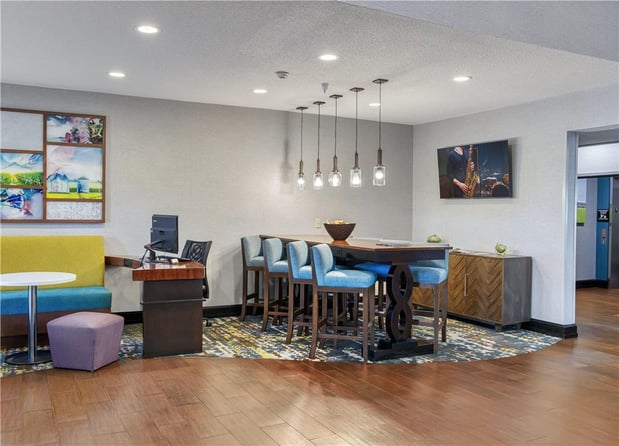 Images Hampton Inn Elkhart