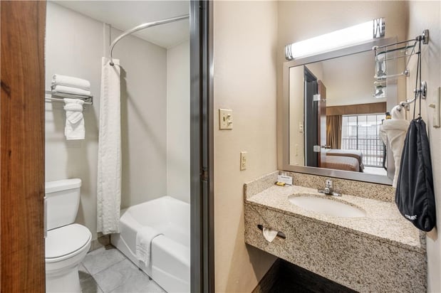 Images Best Western Plus Atrium Inn