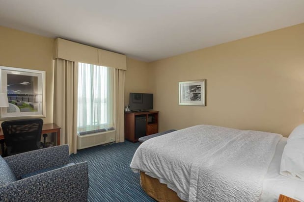 Images Hampton Inn & Suites Downtown Owensboro/Waterfront