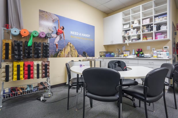 Images MOTION Sports Medicine - Metropolitan Avenue - Forest Hills