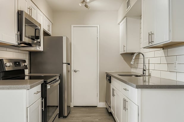 Images Rise Thunderbird