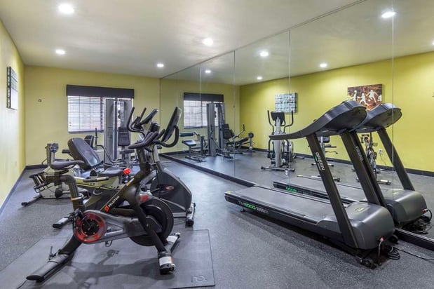 Images Best Western Plus Mansfield Inn & Suites