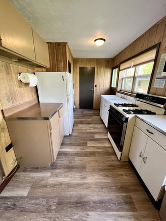 Images PINE BEACH COTTAGES LLC