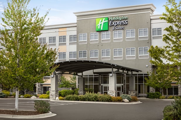 Images Holiday Inn Express & Suites Colorado Springs Central by IHG
