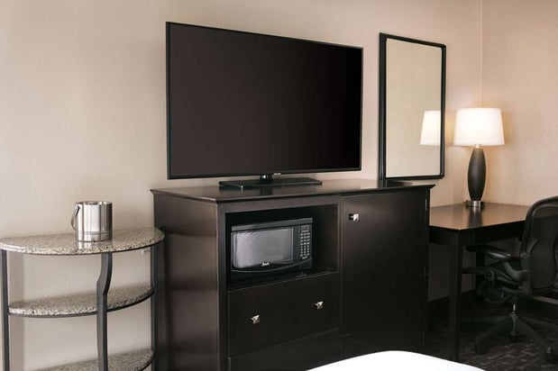 Images DoubleTree by Hilton Hotel Dallas - Market Center