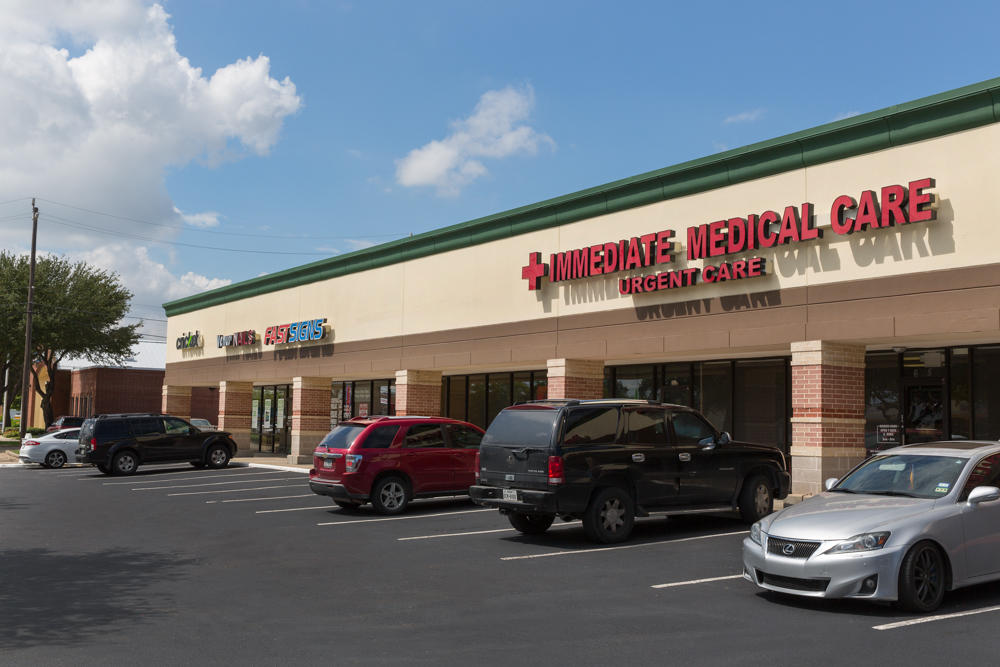Immediate Medical Care at Crossroads Centre - Pasadena Shopping Center