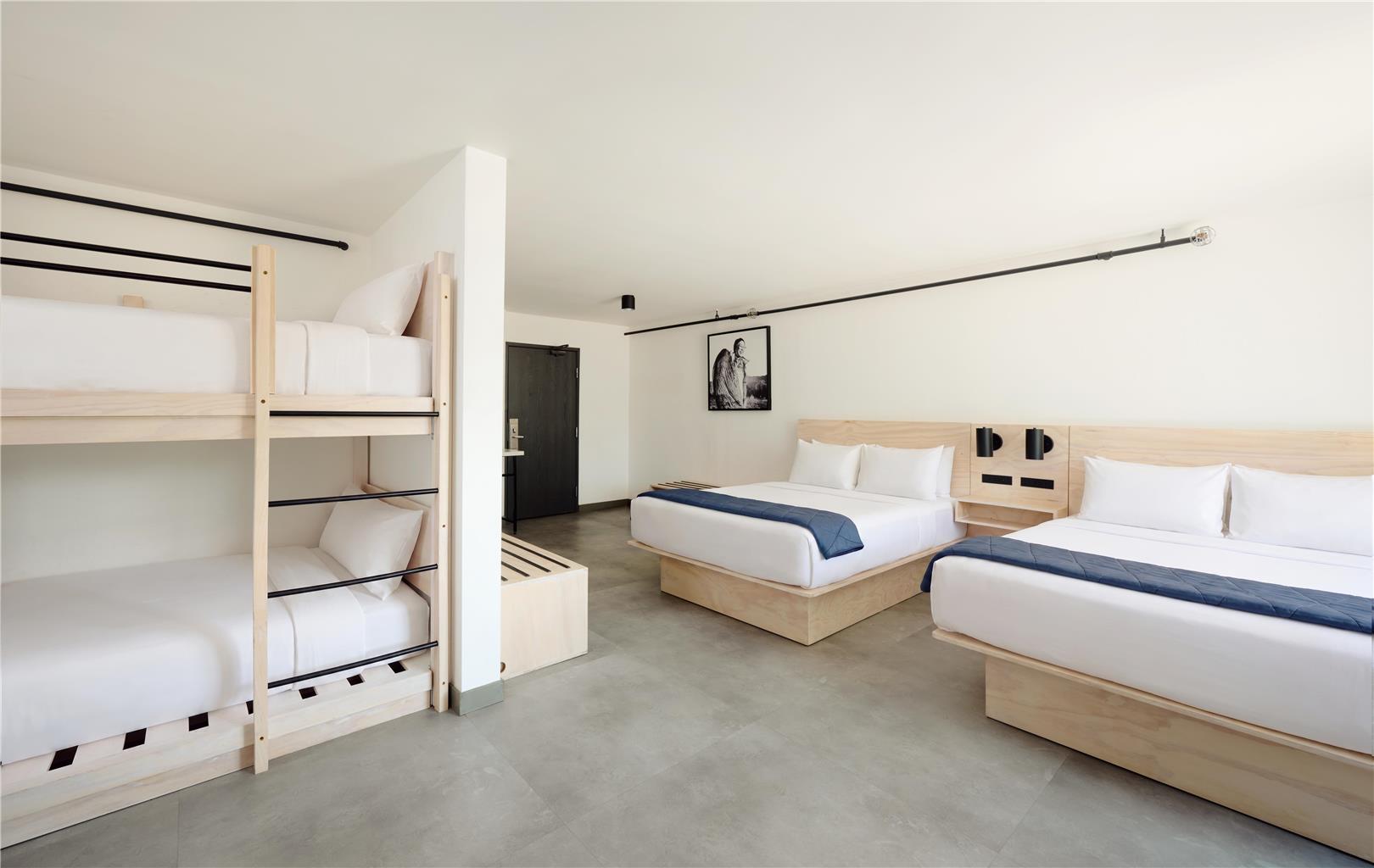 Guest room