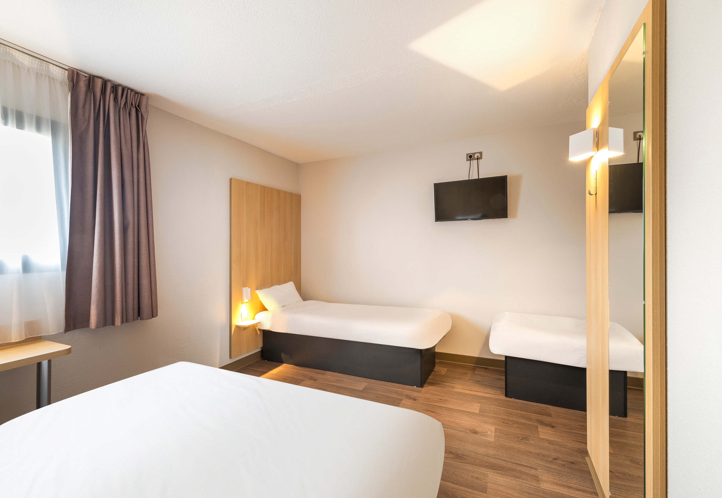 Images B&B HOTEL Angers Parc Expos