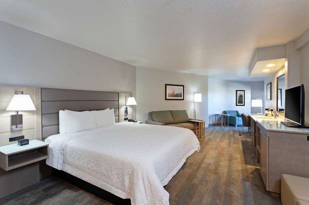 Images Hampton Inn and Suites Hermosa Beach