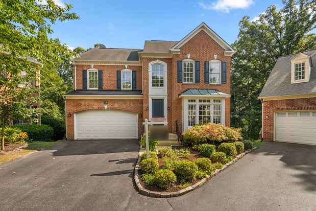 Images Bic DeCaro & Associates | eXp Realty | Northern Virginia REALTOR