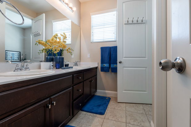 Images Monica Betancur, REALTOR | Compass