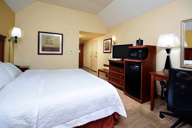 Images Hampton Inn Raleigh-Capital Blvd. North