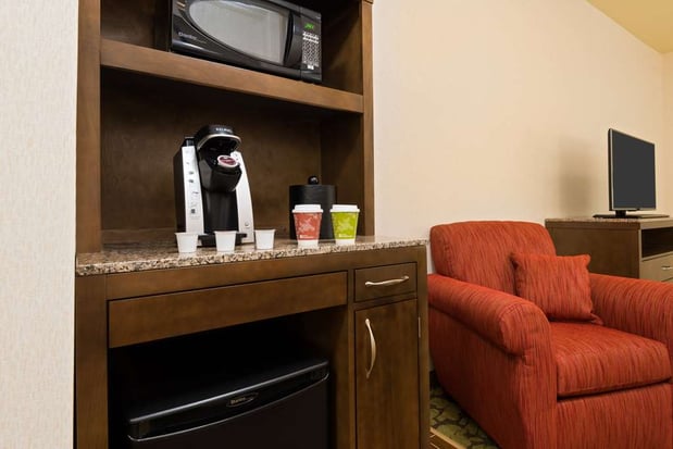Images Hilton Garden Inn Wayne