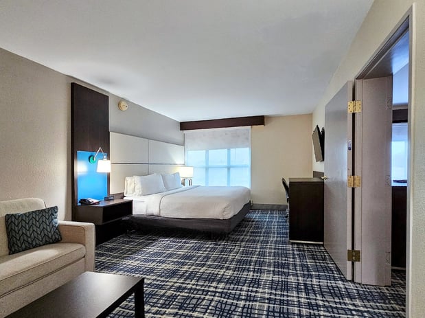 Images Holiday Inn Belcamp - Aberdeen Area by IHG
