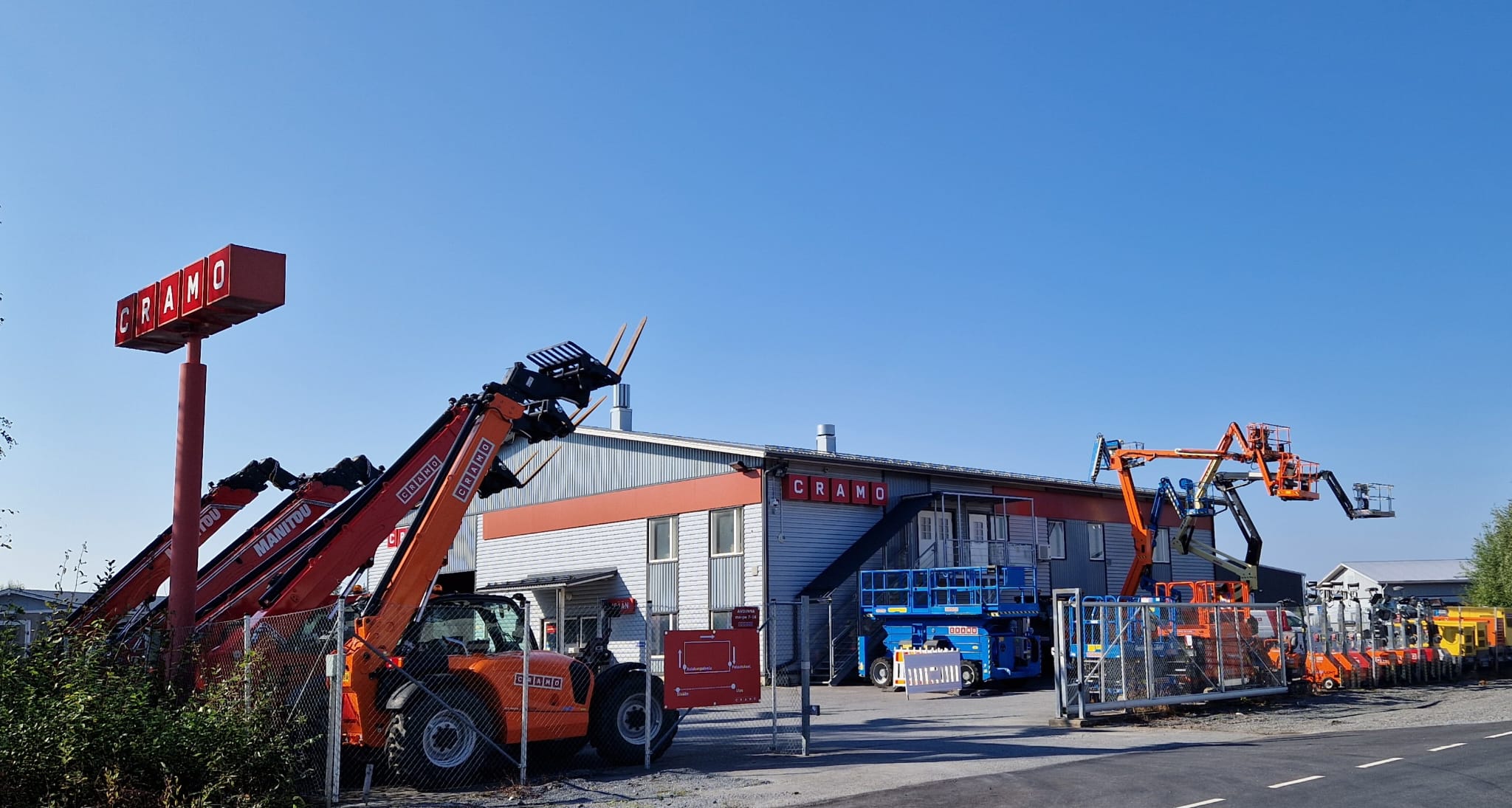 Images CRAMO konevuokraamo Seinäjoki