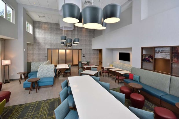 Images Hampton Inn & Suites by Hilton Charlotte North I 485
