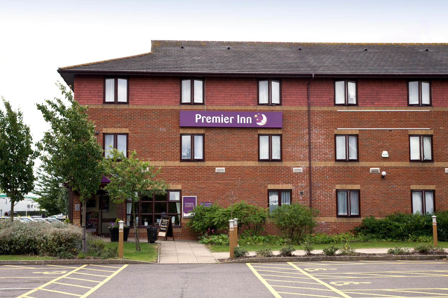Images Premier Inn Huntingdon (A1/A14) hotel