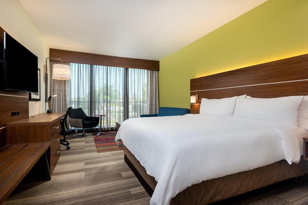 Images Holiday Inn Express & Suites Santa ANA - Orange County by IHG