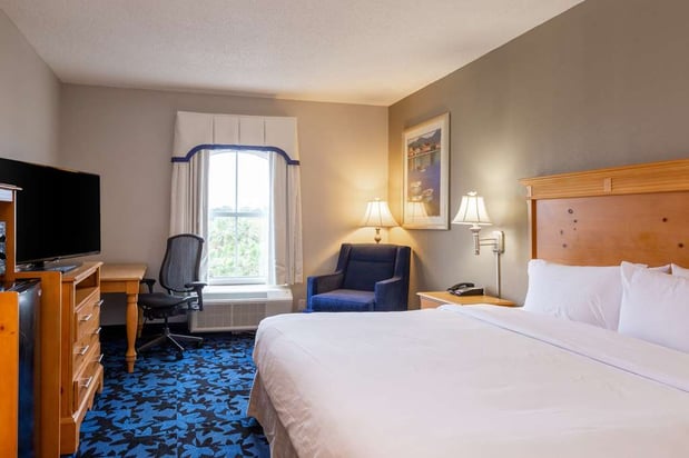 Images Hampton Inn & Suites Jacksonville Deerwood Park
