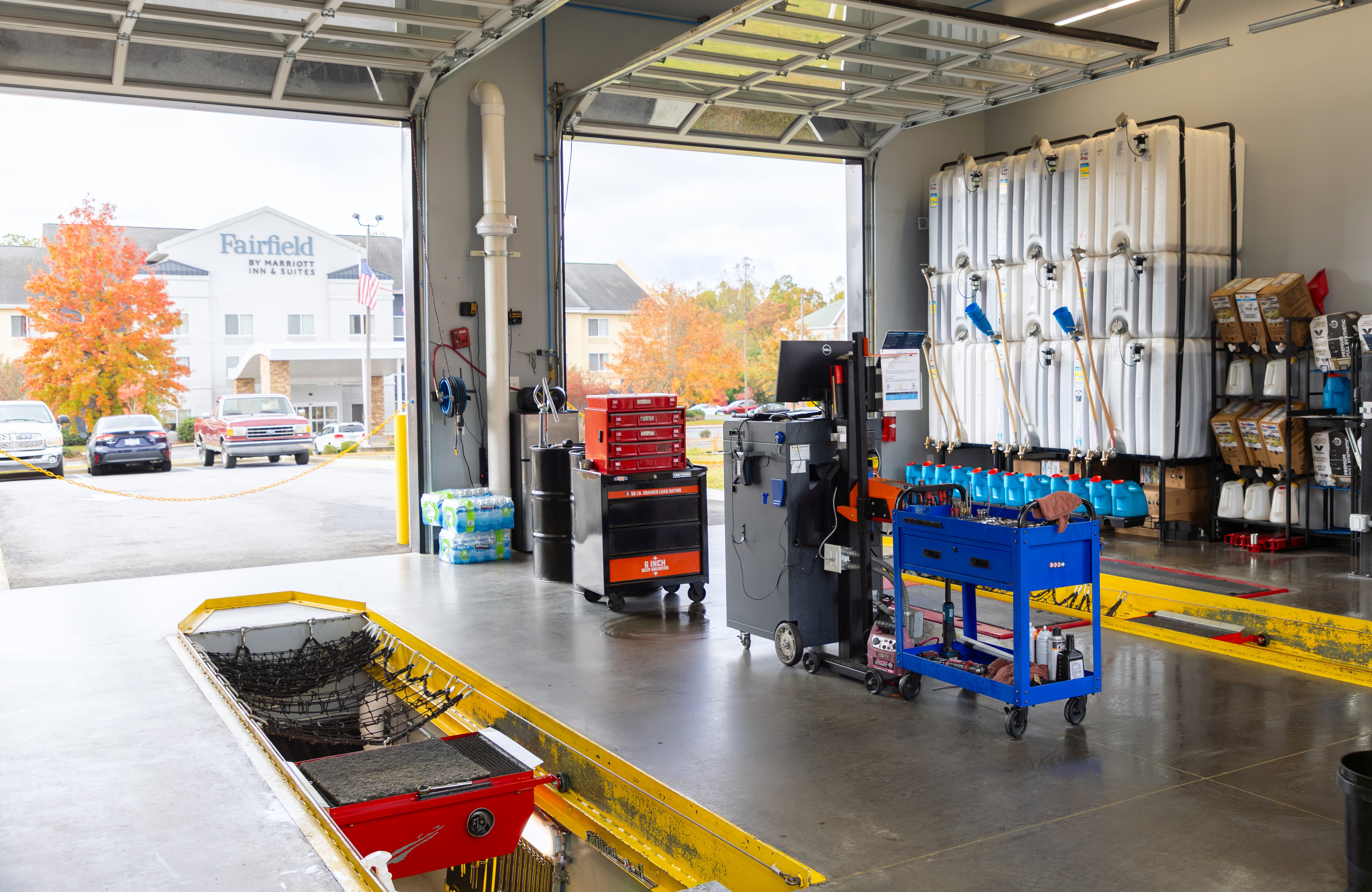 Strickland Brothers 10 Minute Oil Change Image