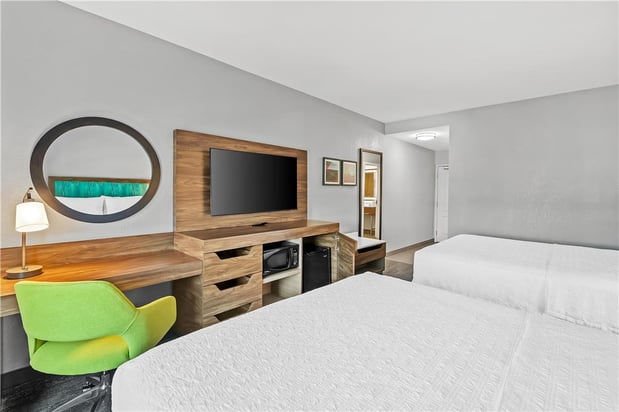 Images Hampton Inn Omaha/West Dodge Road (Old Mill)