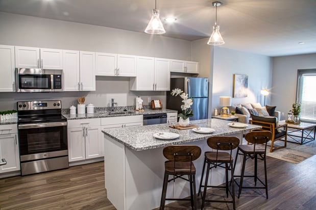 Images Heartland View Apartments