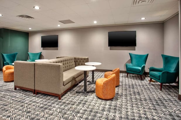 Images DoubleTree by Hilton Lansing