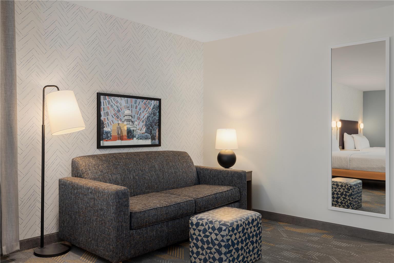 Guest room