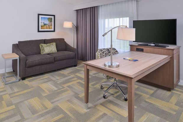 Images Hampton Inn & Suites Altoona-Des Moines