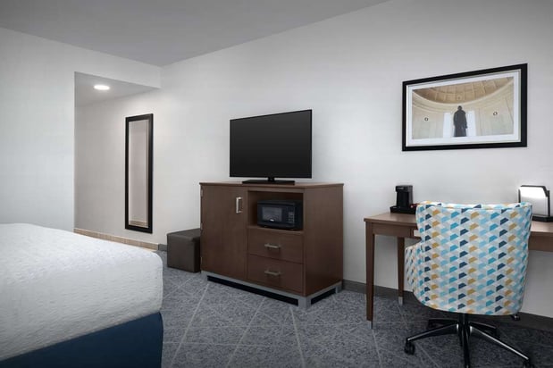 Images Hampton Inn Washington DC NoMa Union Station