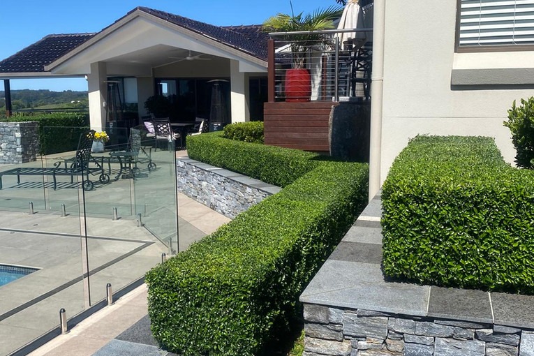 Images Evolve Gardens & Landscaping